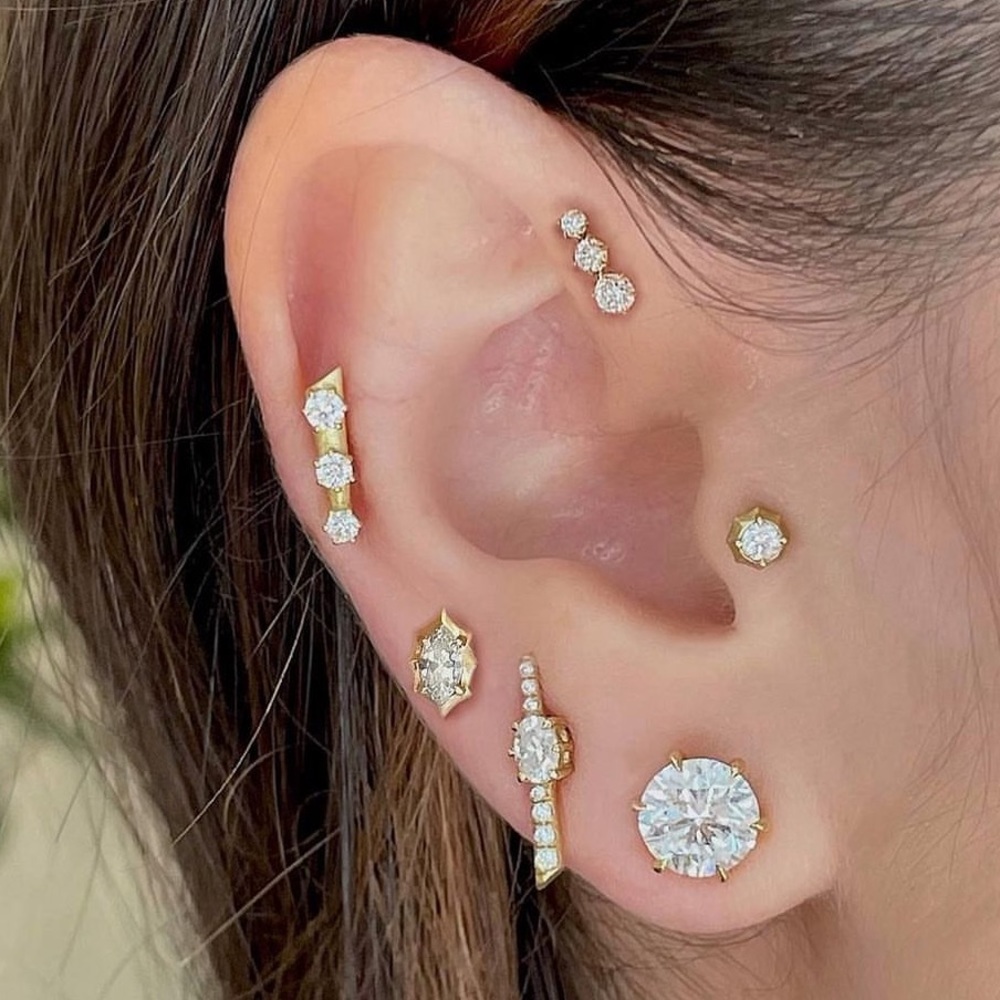 Jade Trau Kismet Bar Studs 18k